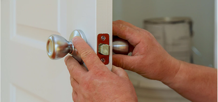 AAA Locksmiths For lock Replacement in San Carlos, California